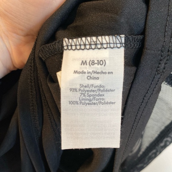 No Boundaries Mesh Overlay Crop T Shirt Black Medium - Picture 4 of 5